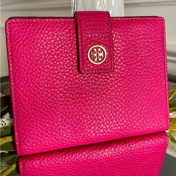 Tory Burch Handbags - Tory Burch French Fold Travel Wallet- Hot Pink